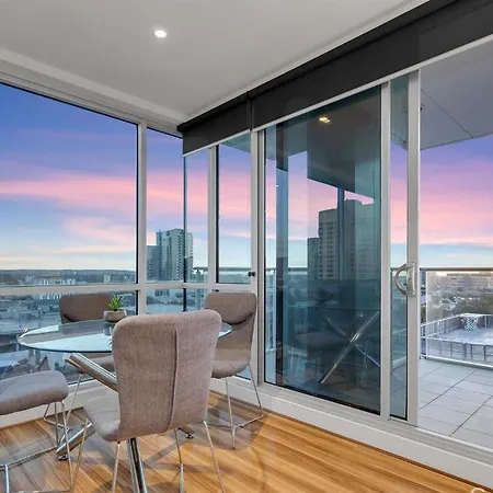 Adelaide Central Skyline Panoramic Suite Exterior photo