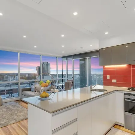 Adelaide Central Skyline Panoramic Suite Exterior photo