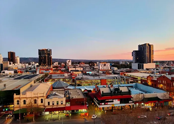 Adelaide Central Skyline Panoramic Suite